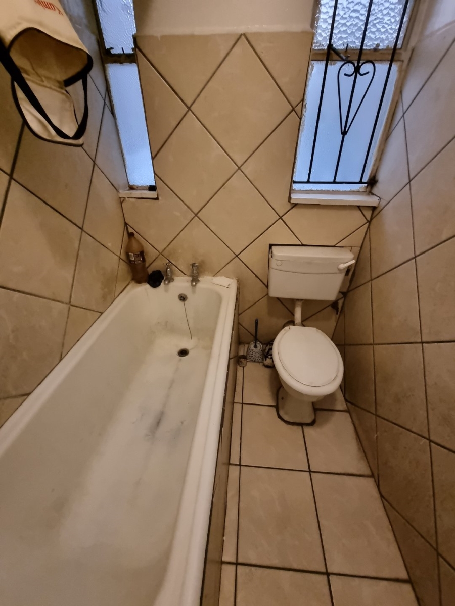 2 Bedroom Property for Sale in Bloemfontein Free State